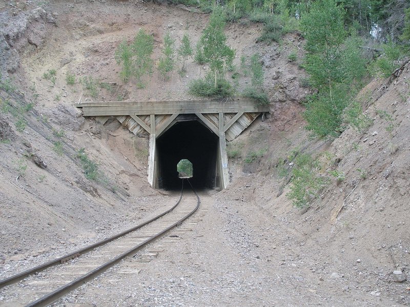 MUD TUNNEL.jpg