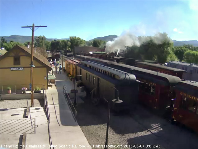 8-7-16 487 comes out of south yard with an extra coach for the Cinder Bear kids.jpg