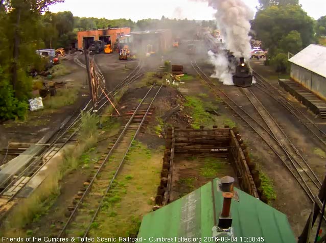 9.4.16 Nice steam and smoke plumbs on this 60 degree day.jpg