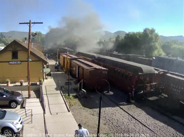 9.8.16 216 has moved into loading position and we see the conductor dropping the step box for the New Mexico.jpg