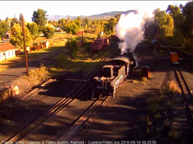 9.16.16 484 backs down the main as it heads to the coal dock.jpg