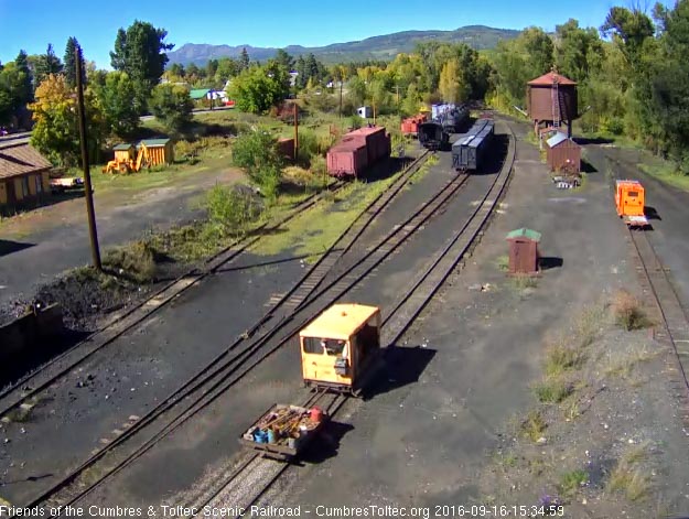 9.16.16 This MOW speeder just came into Chama, spun the wye.jpg