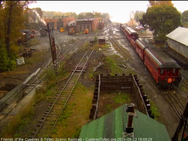 9.23.16 The New Mexico only has a wet trainman on the platform.jpg