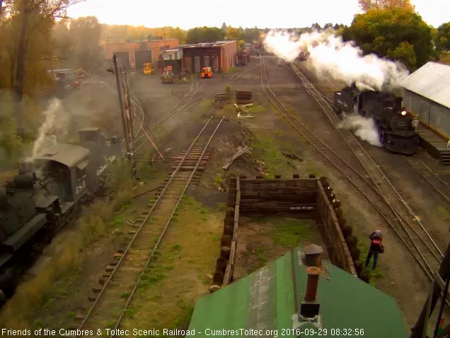 9.29.16 489 now pulls into the coal lead as 484 is still at the pit.jpg