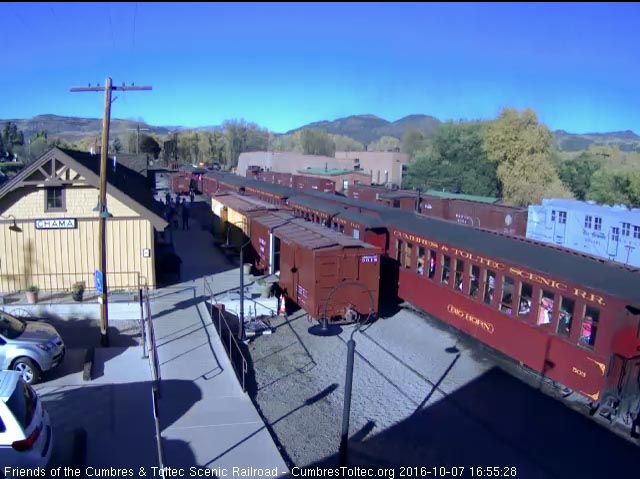 10.7.16 The 3d of the extra coaches is seen as the train stops.jpg