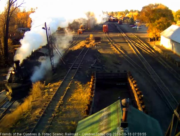 10.18.16 The early sun shines on the 489 as it moves to the pit.jpg