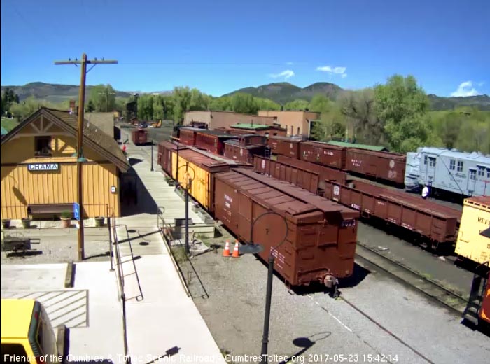 5-23-17 Then backs down onto the cars stored on yard 1.jpg