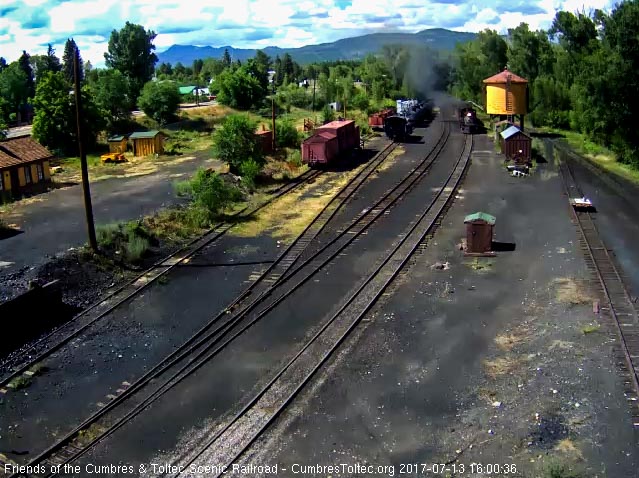 7-13-17 489 brings its 7 car train 215 into Chama.jpg