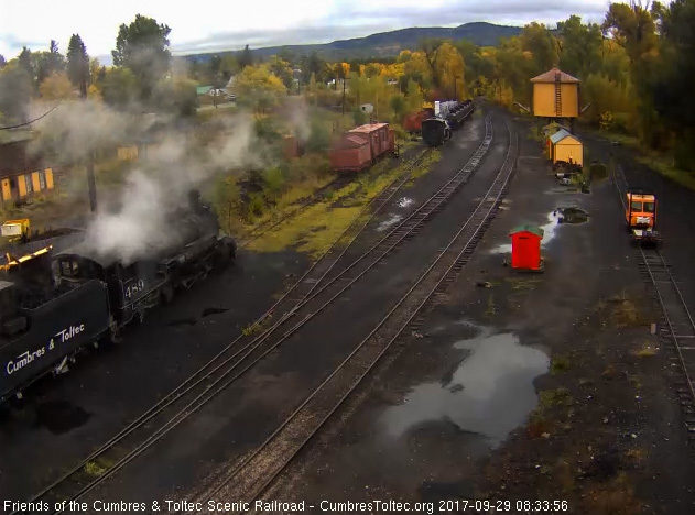 9-29-17 The 489 gets coal added by the loader.jpg