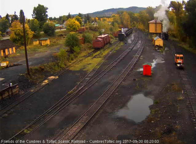 9-30-17 463 is now at the tank getting water for the run up the hill.jpg