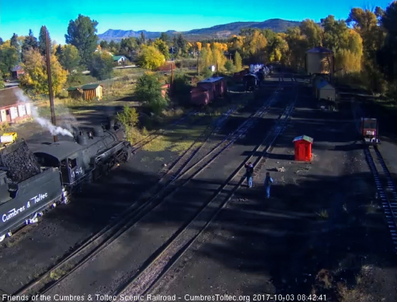10-3-17  The 484 is getting coal for its first run with a train in over 2 months.jpg