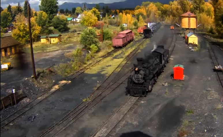 10-4-17  The 488 and speeder return to Chama after getting 216 up the hill.jpg