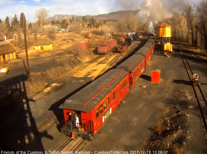 12-16-17 The conductor is checking the air after the running brake test is signalled.jpg