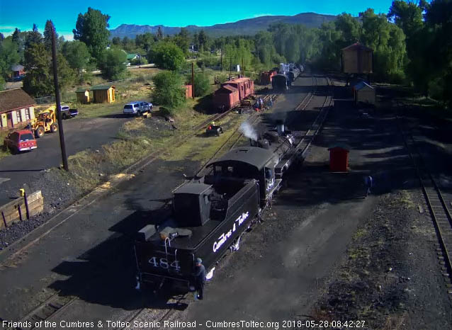 2018-05-28 The 484 backs down the main as it heads to the coal dock.jpg