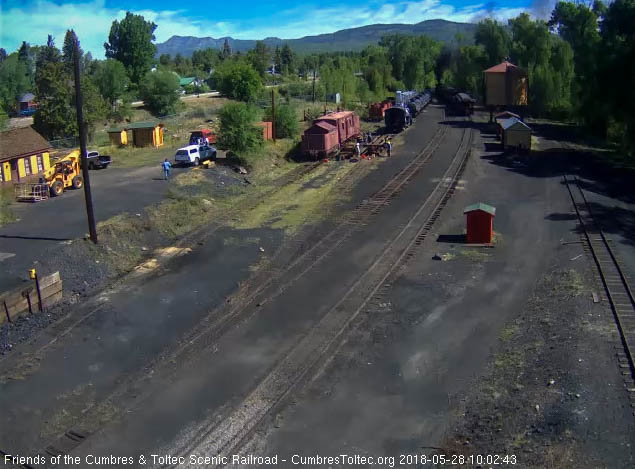 2018-05-28 The New Mexico is by the tank as 484 clears the yard.jpg