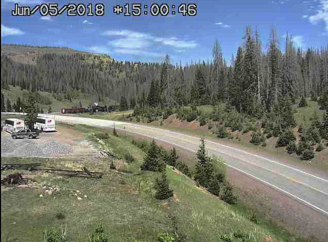 2018-06-05 The 215 is approaching the Rt. 17 crossing at Cumbres.jpg