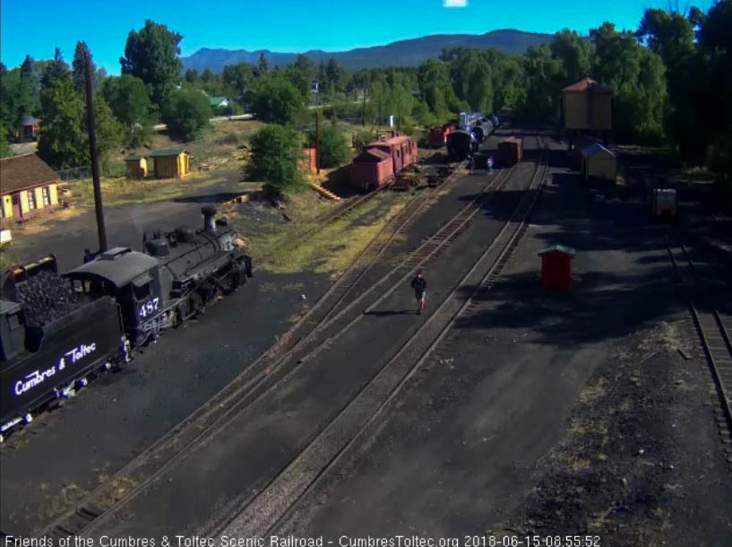 2018-06-15 The loader dumps another bucket of coal into the bunker of 487.jpg