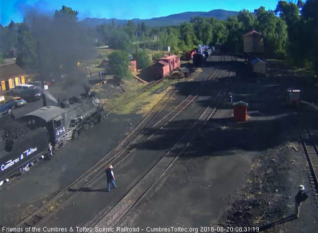 2018-06-20 As the smoke drifts toward the camera, the 484 gets coal added to its bunker.jpg