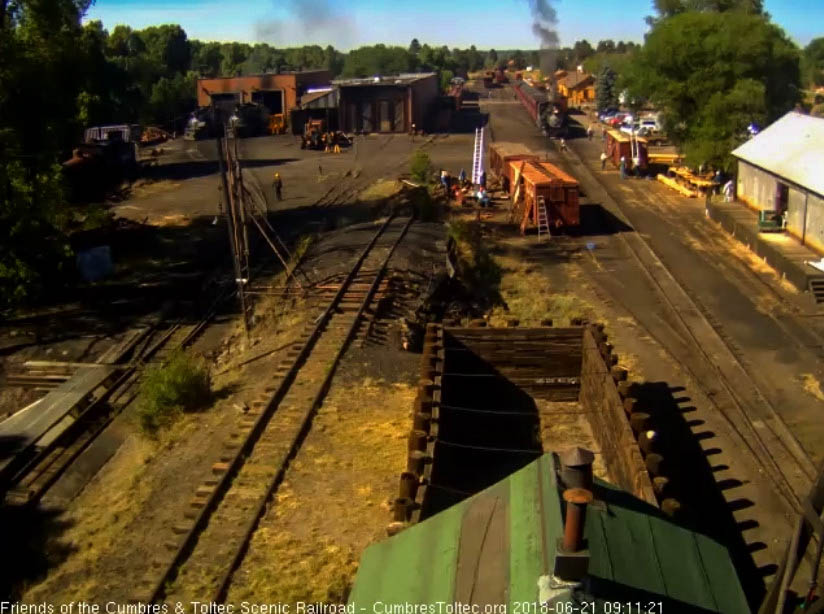 2018-06-21 The 488 has pulled the 8 car train 216 into loading position.jpg