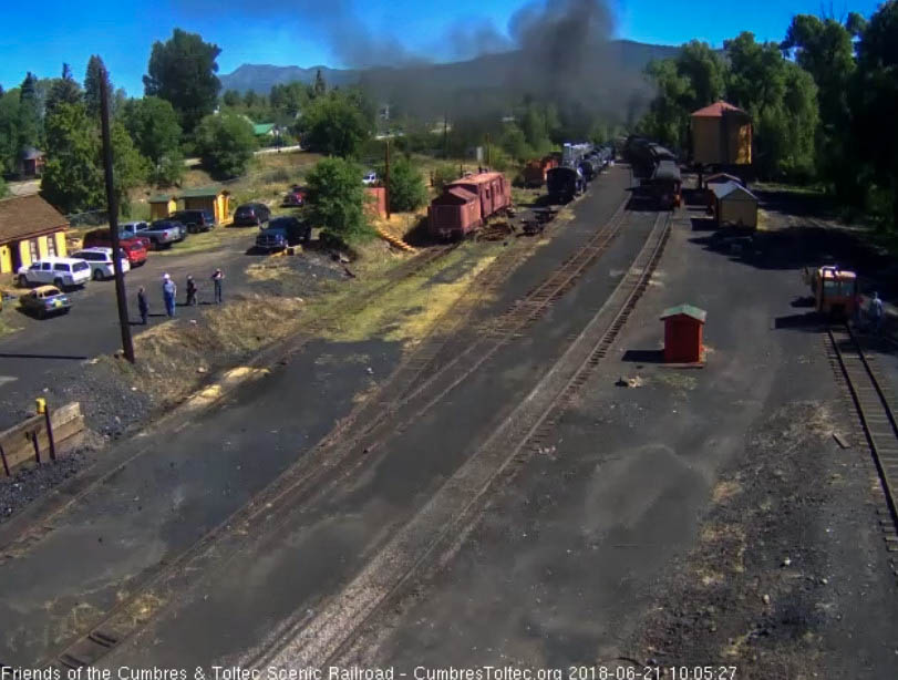 2018-06-21 The parlor New Mexico is passing the tank as 488 clears the yard.jpg