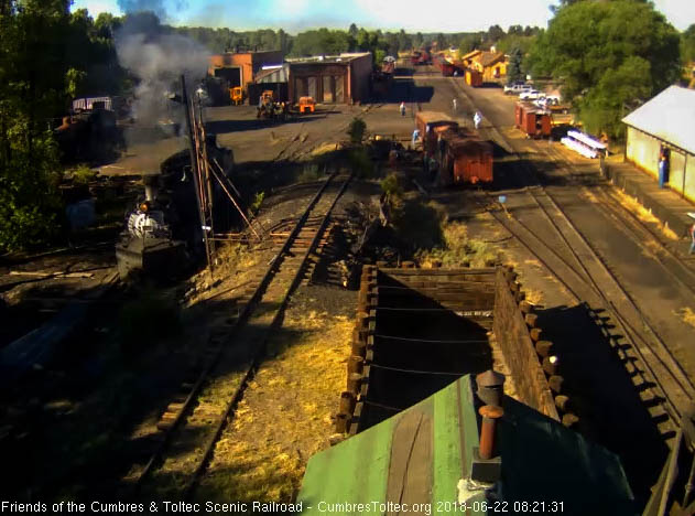 2018-06-22 The 487 approaches the pit as a shaft of sunlight hits the smoke box door.jpg