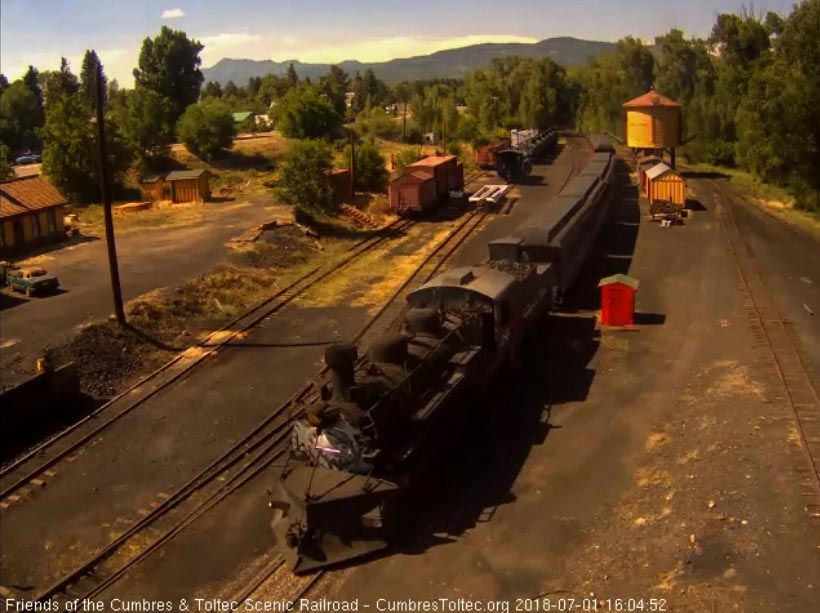 2018-07-01 The 489 is up to the tipple with its 7 car train.jpg