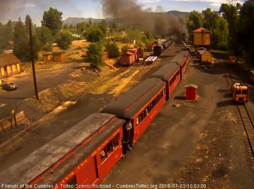 2018-07-03 We see Frank on the platform of the 4th coach.jpg