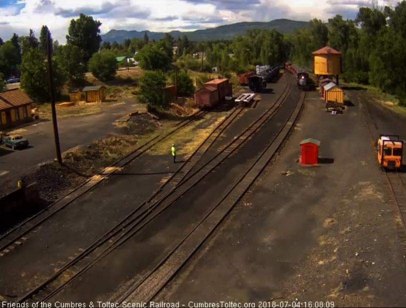 2018-07-04 The 7 car train 215 is in Chama yard.jpg