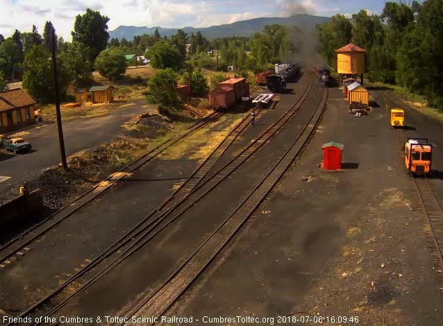 2018-07-06 The 487 comes up to the tank as it enters the yard.jpg