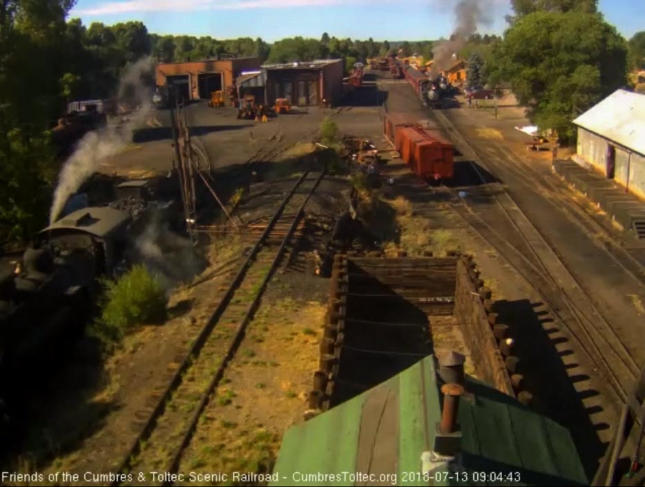 2018-07-13 The train has now been pulled into loading position as 487 is at the pit.jpg