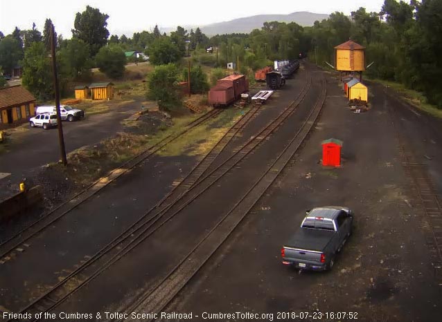 2018-07-23 The 488 brings an 8 car train 215 into Chama.jpg