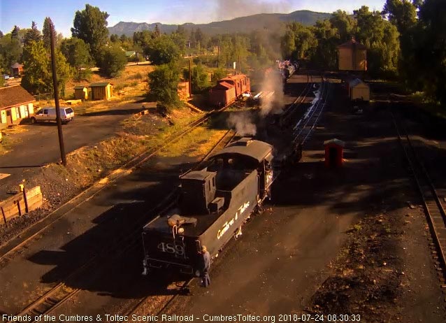 2018-07-24 The 489 now backs toward the coal bunker lead.jpg