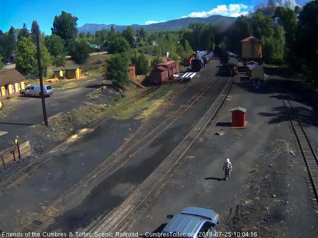 2018-07-25 The parlor New Mexico is passing the tank as the 484 enters the curve.jpg