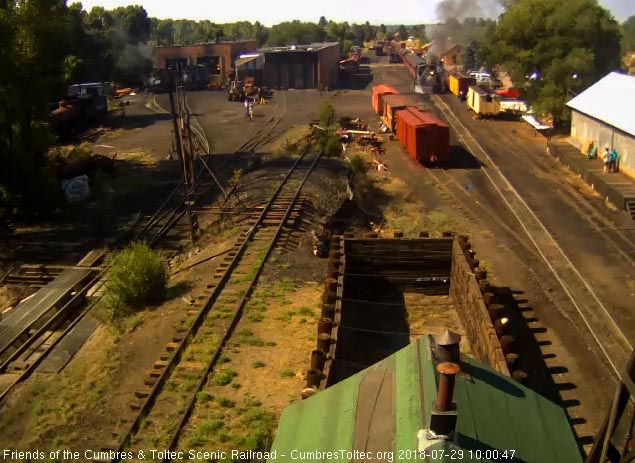 2018-07-29 The 487 gets its 7 car train.jpg