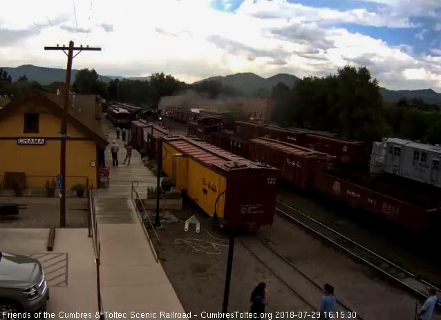 2018-07-29 The 463 comes by the depot as it slows.jpg