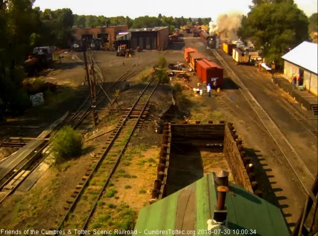 2018-07-30 The 488 gets the 7 car train 216 underway.jpg