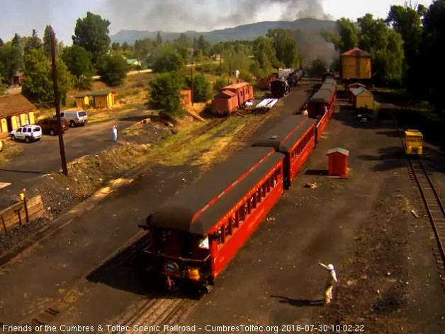 2018-07-30 The parlor Colorado passes and gets a wave.jpg