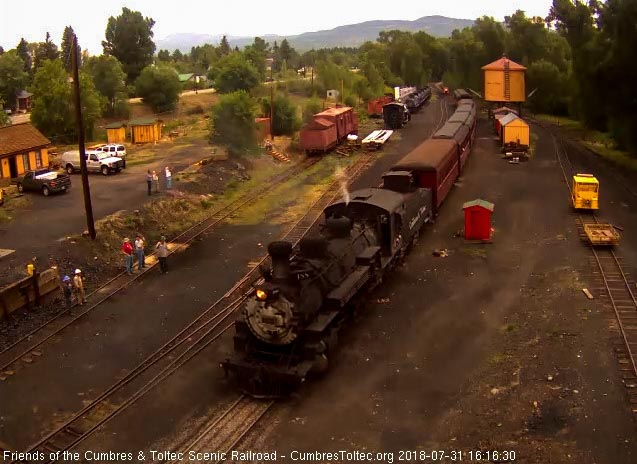 2018-07-31 The 488 is up to the tipple as a group of Friends are ready to wave.jpg