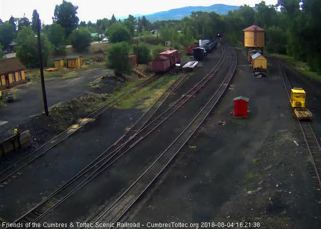 2018-08-04 The 484 brings a 9 car train 215 into Chama.jpg