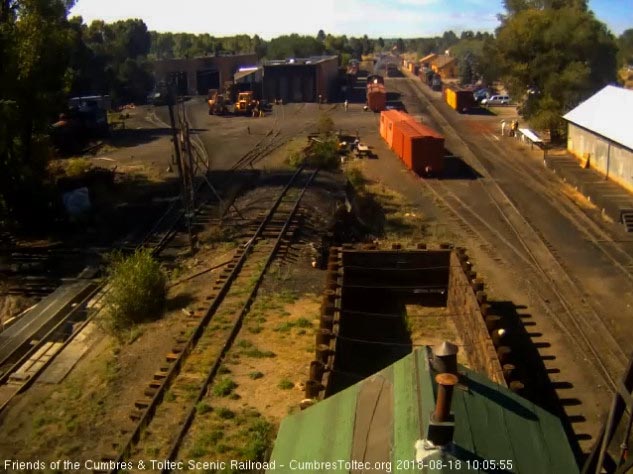 2018-08-18 The 487 has pulled the cars on the south side of the access road back.jpg