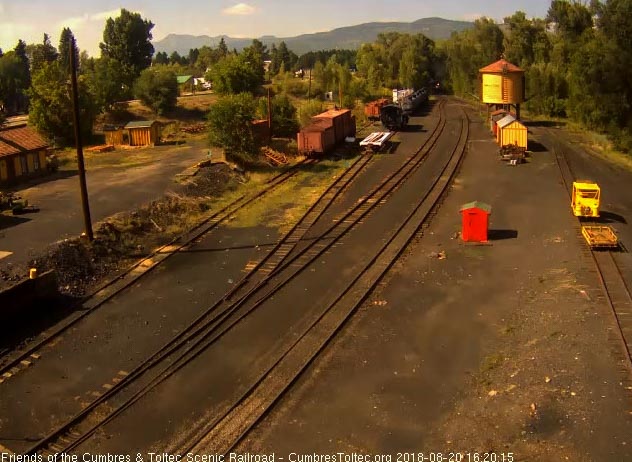 2018-08-20 The 487 brings the 7 car train 215 into Chama.jpg