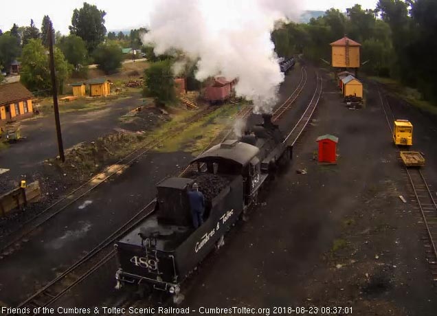 2018-08-22 One of the hoatlers is riding the top of the tender to be ready to drop the spout once they get back to the tank.jpg