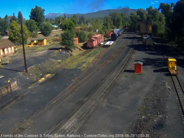 8-08-29 The last cars of the train round the curve as the speeders follow.jpg