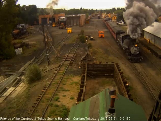 2018-08-31 The 484 is passing the woodshop as it gives a nice smoke display.jpg