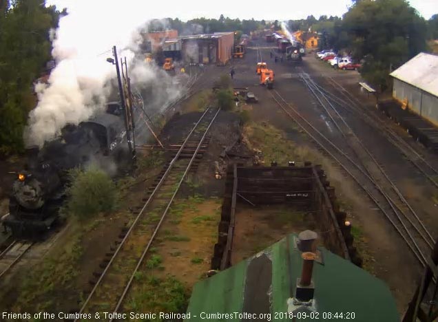 2018-09-02 The 488 comes to the pit as 487 backs toward the 2 extra coaches.jpg