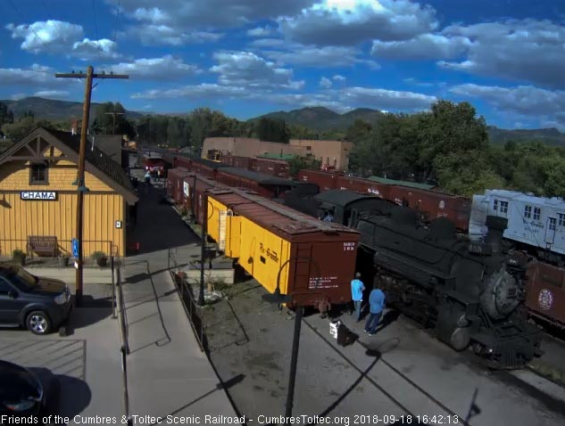 2018-09-18 The 488 is slowing as it passes the depot.jpg