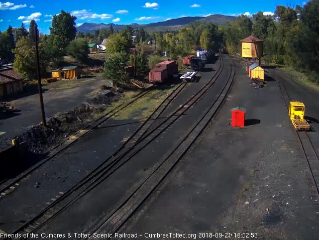 2018-09-21 The 488 brings its 8 car train 215 into Chama yard.jpg