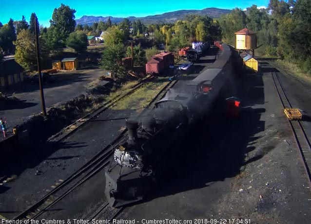 2018-09-22 The 487 is at the tipple and the caboose is just now seen.jpg