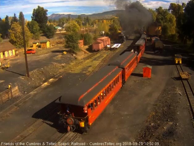 2018-09-25 The conductor has acknowledged the running brake test and is getting ready to enter the parlor to start lifting fares.jpg