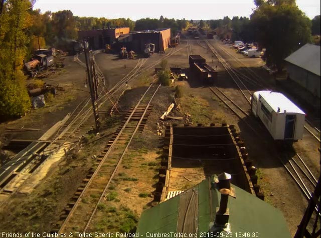 2018-09-25 RGS Goose 5 passes the woodshop as it heads to the depot to unload.jpg